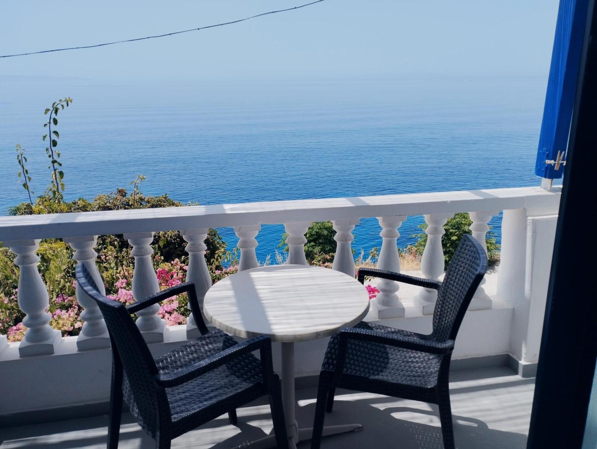 الشقق الفندقية باتسيفي  Marisini Sea View المظهر الخارجي الصورة